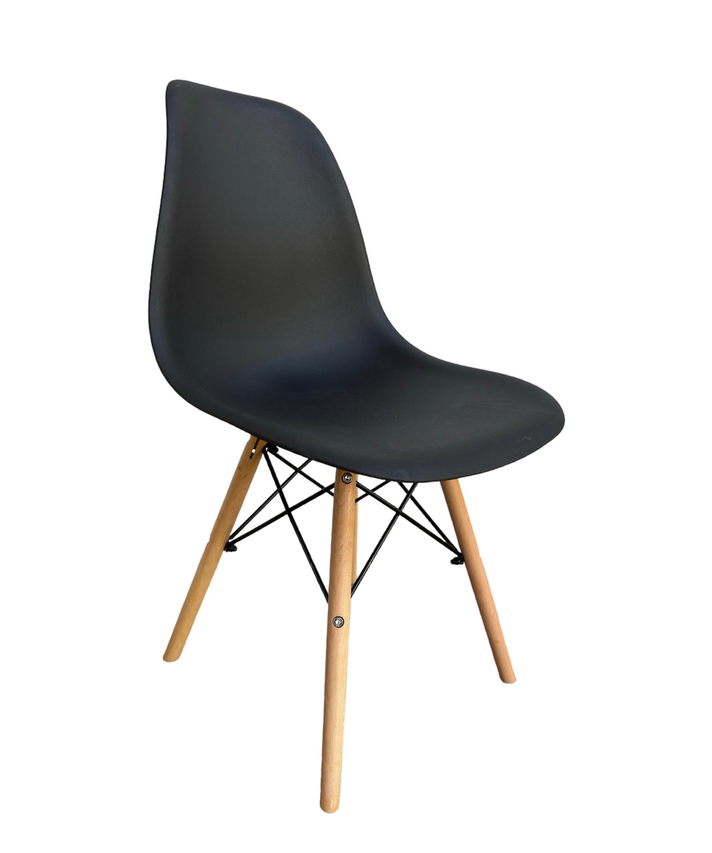 Silla Eames color negro